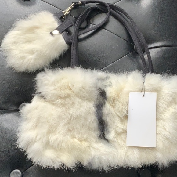 Black And White Rabbit Fur Handbag With Small Bag Holder NWT - Picture 4 of 6